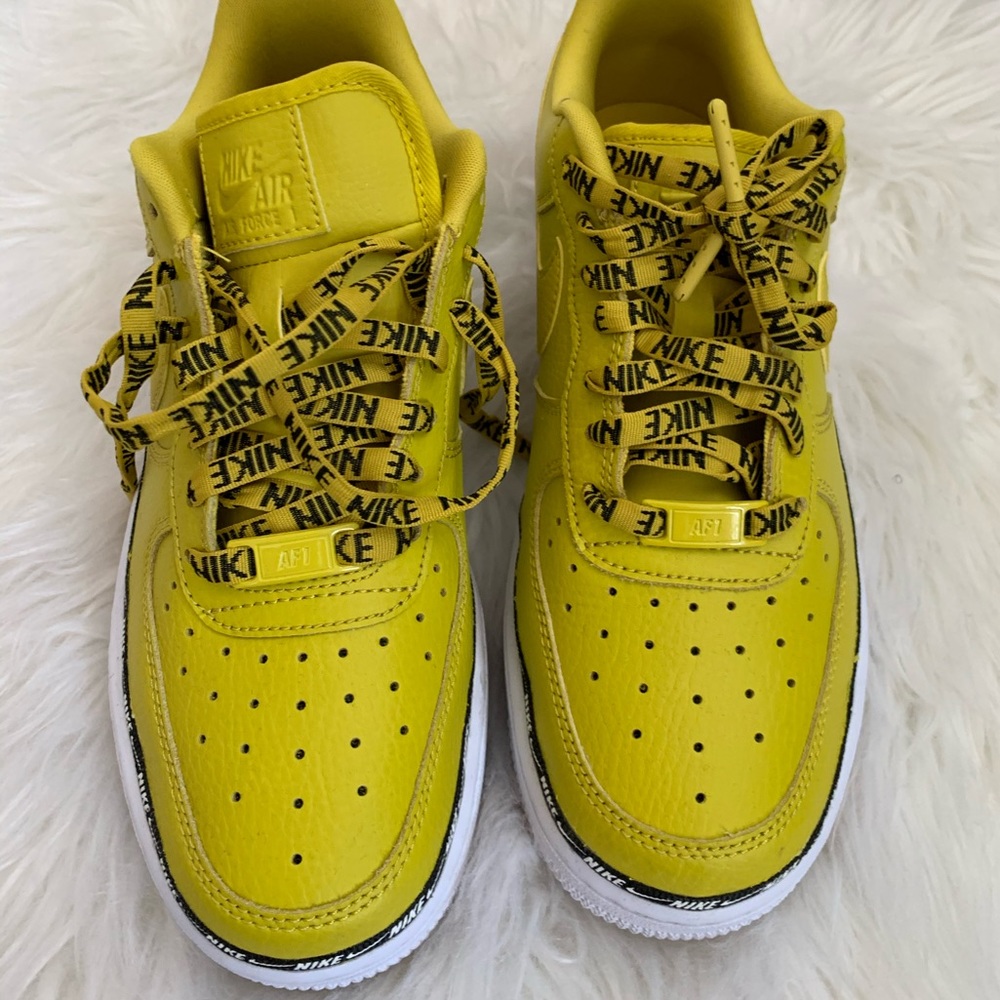 Brand new air force 1’s